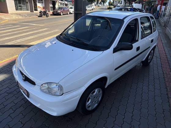 CHEVROLET CORSA 1.6 MPFI WIND 8V GASOLINA 4P MANUAL CHEVROLET CORSA 1.6 MPFI WIND 8V GASOLINA 4P MANUAL